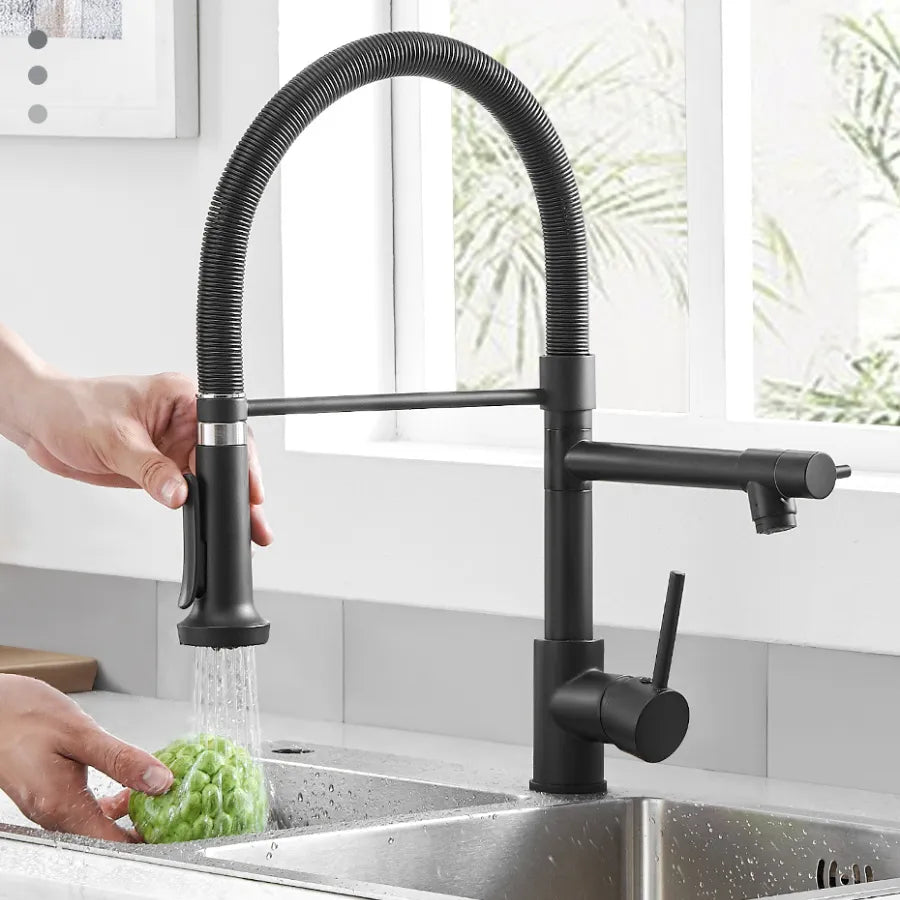 torneira-para-cozinha-flexpro-preta-liris1